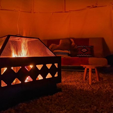 Teepee Camp Lounky Hotel Chodouny Bagian luar foto