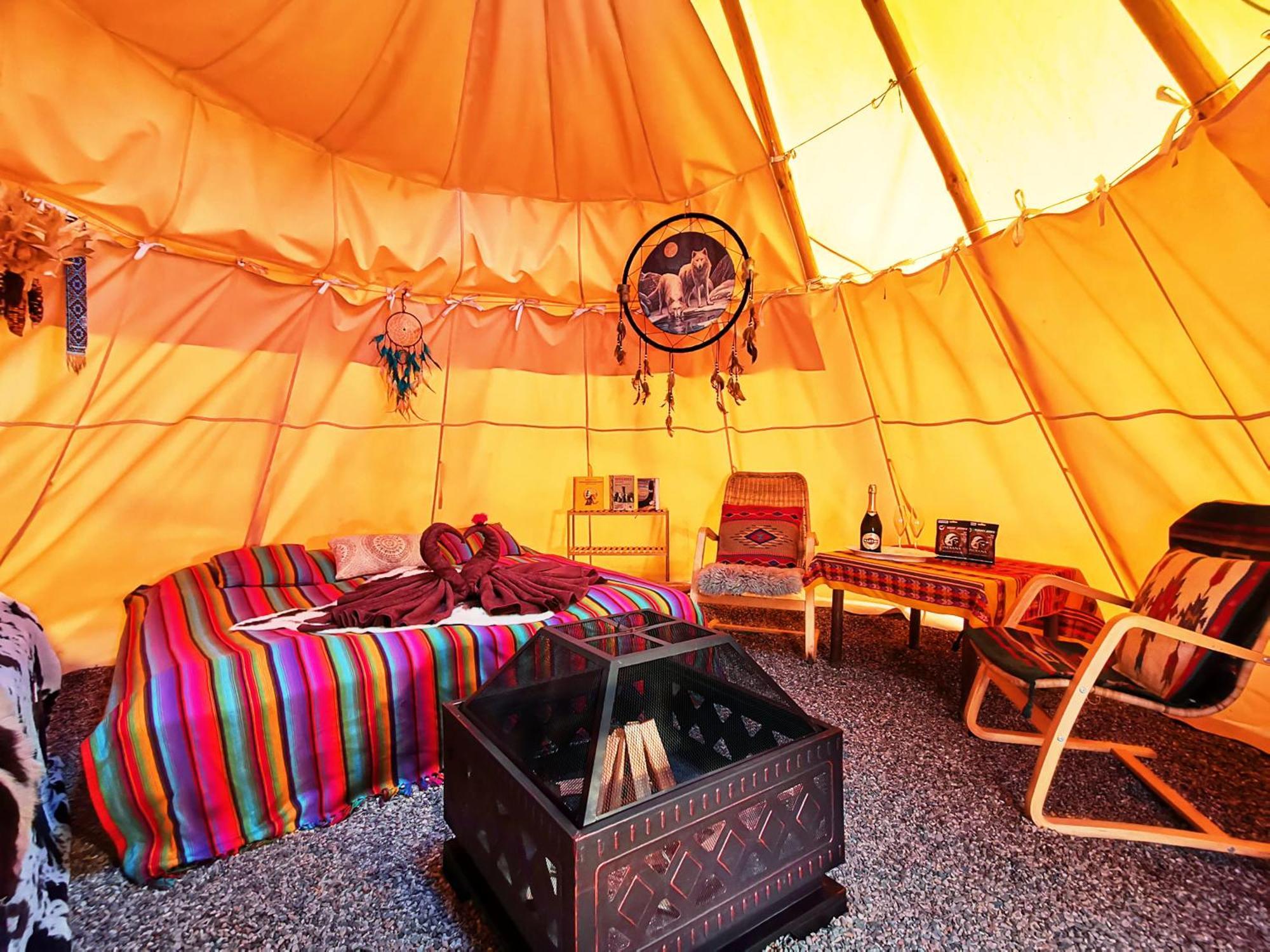 Teepee Camp Lounky Hotel Chodouny Bagian luar foto