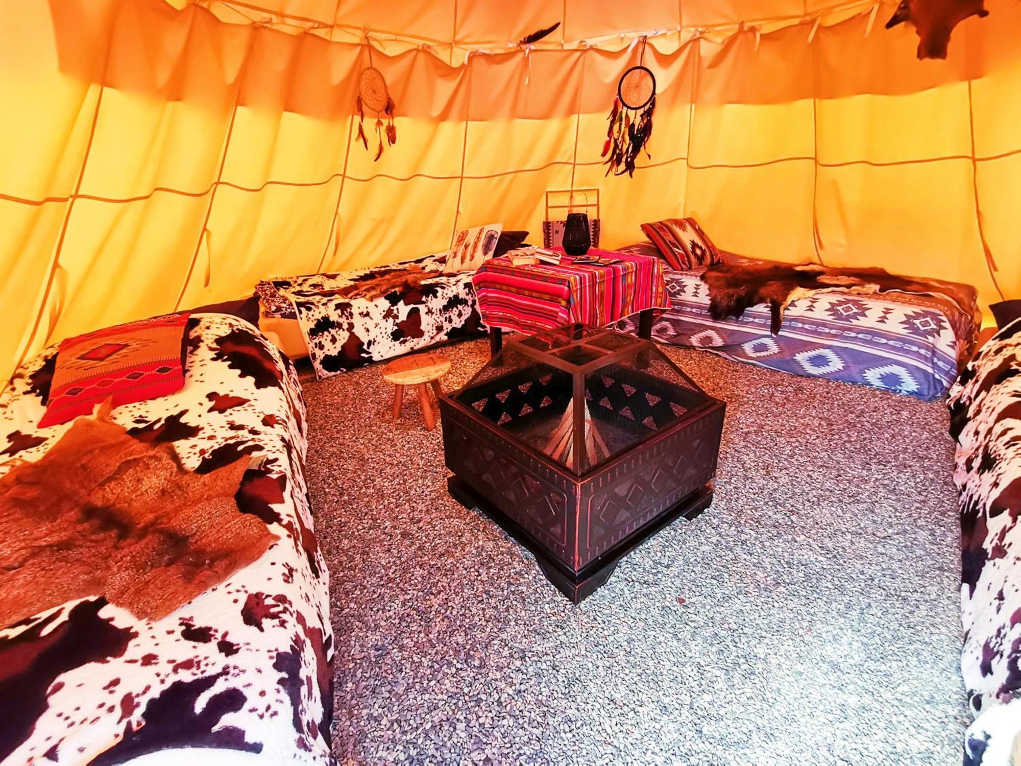 Teepee Camp Lounky Hotel Chodouny Bagian luar foto