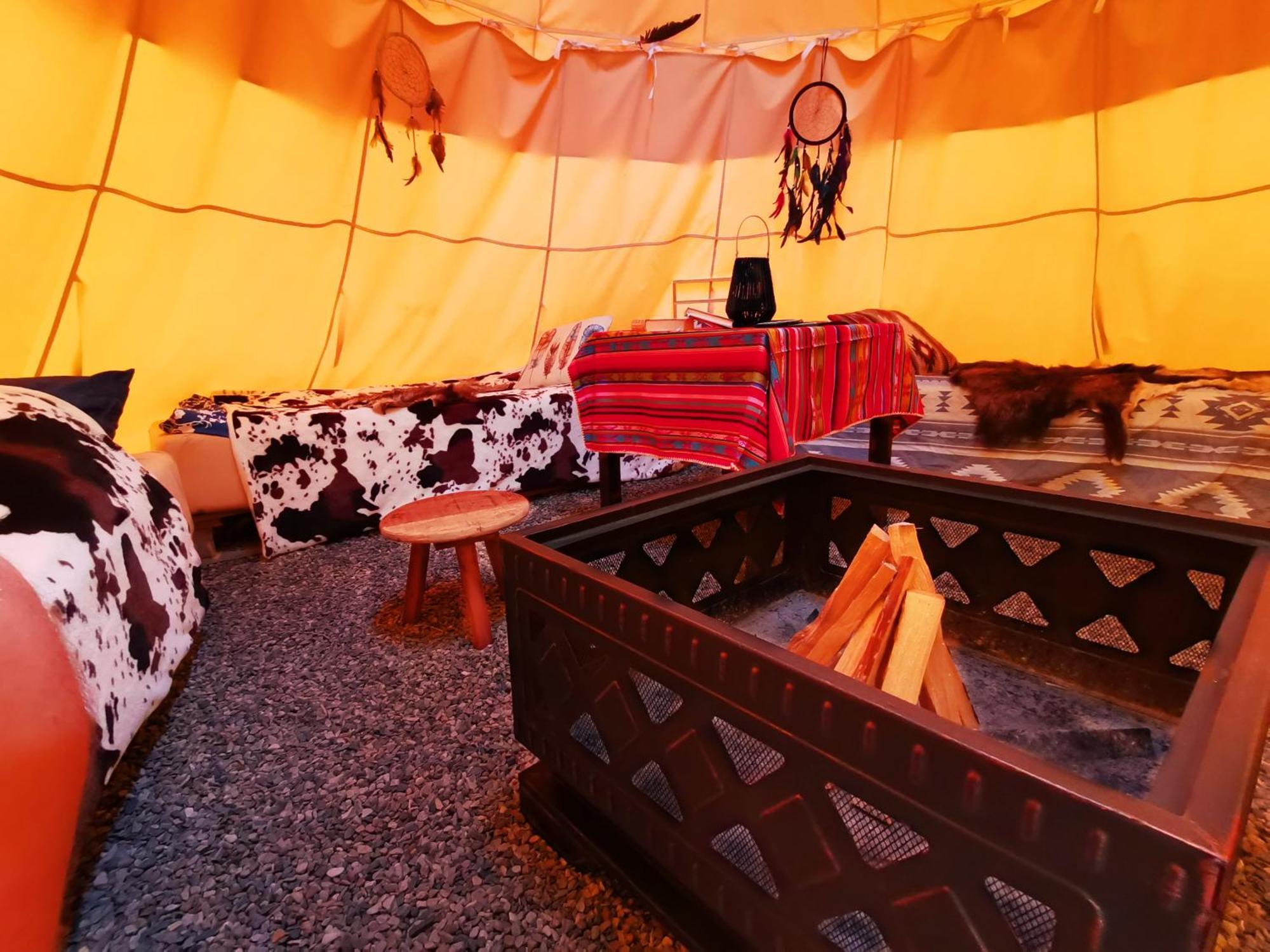 Teepee Camp Lounky Hotel Chodouny Bagian luar foto